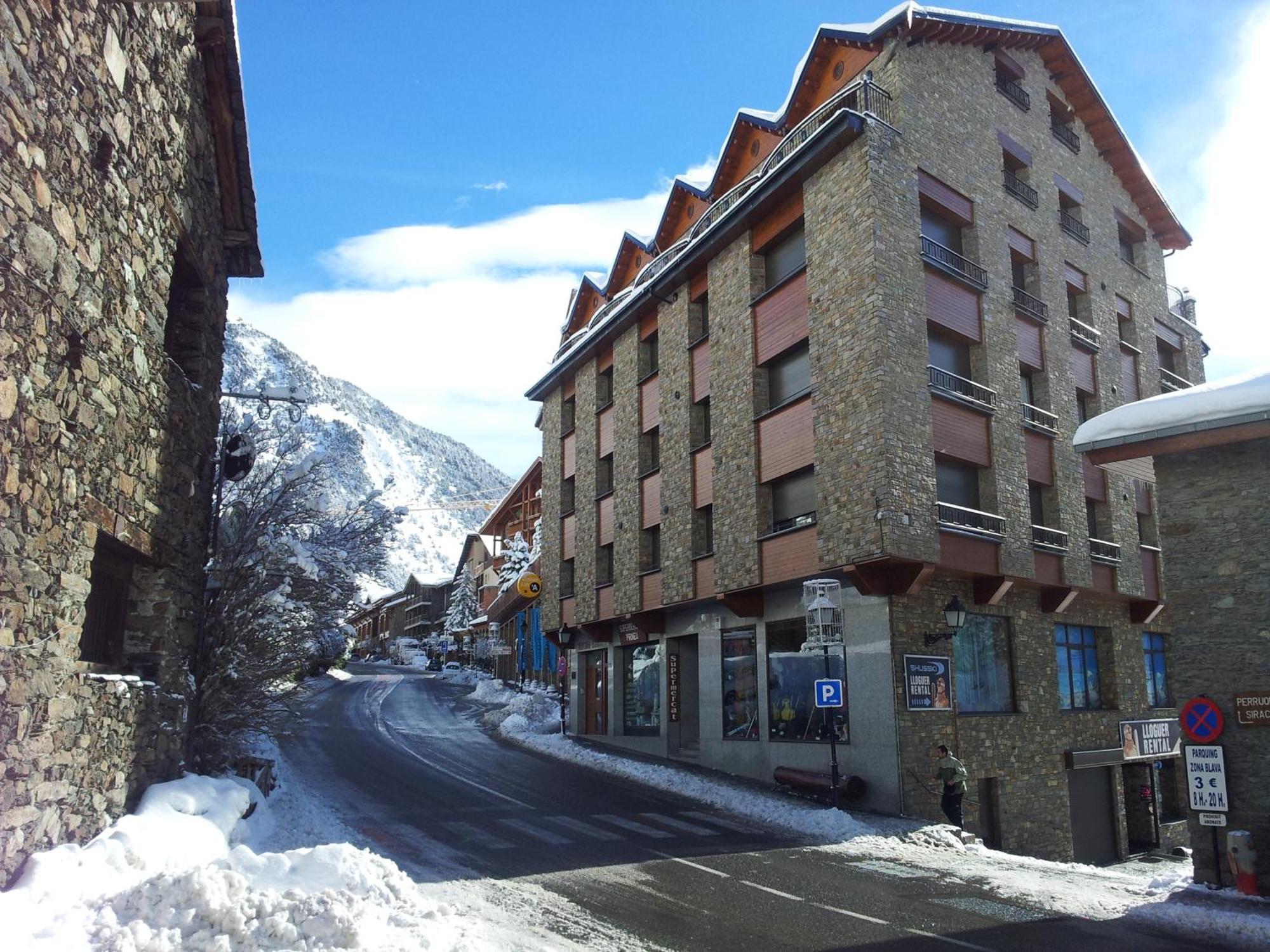 Apartaments Turistics Pirineu Soldeu Kültér fotó