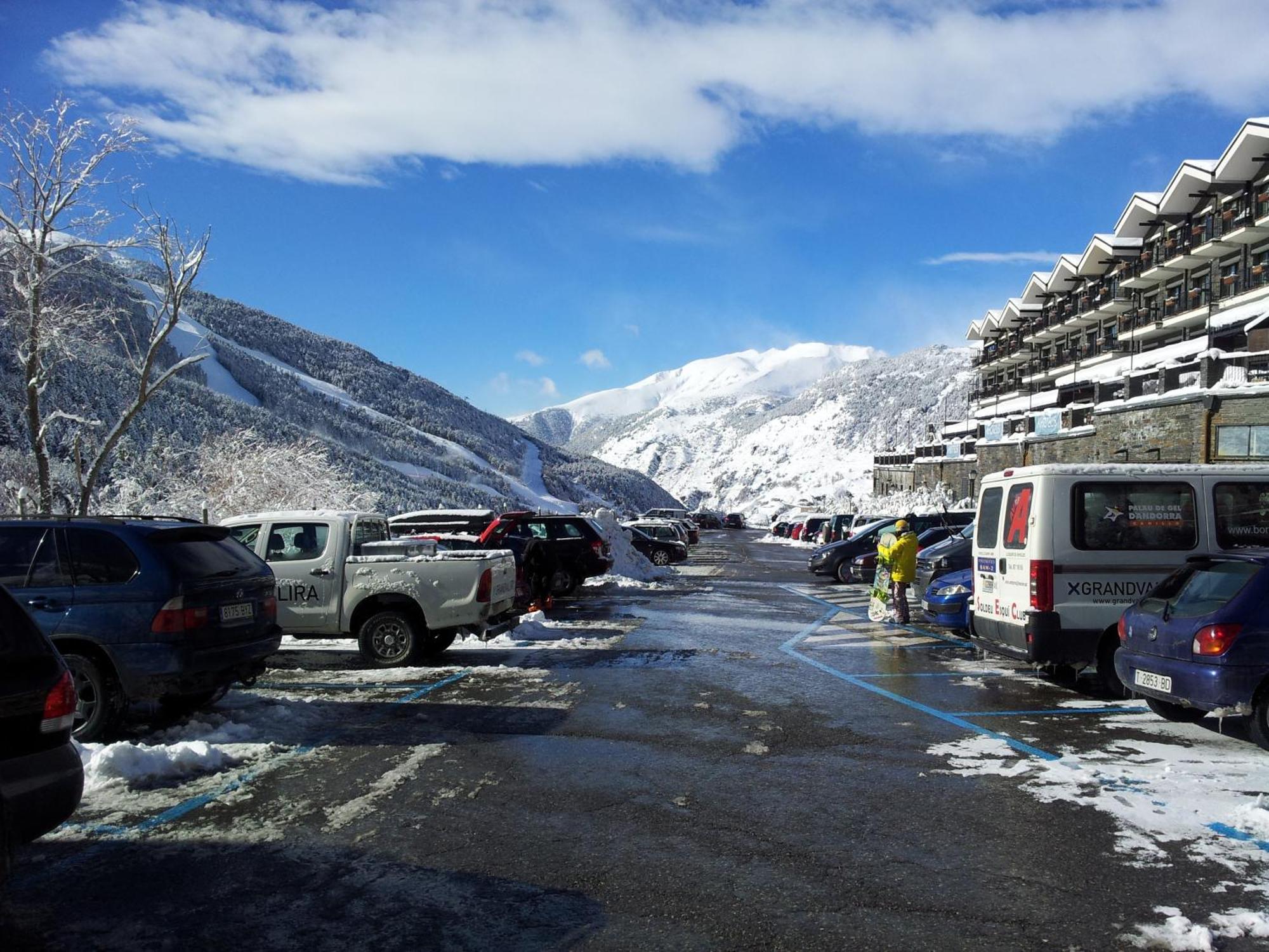 Apartaments Turistics Pirineu Soldeu Kültér fotó